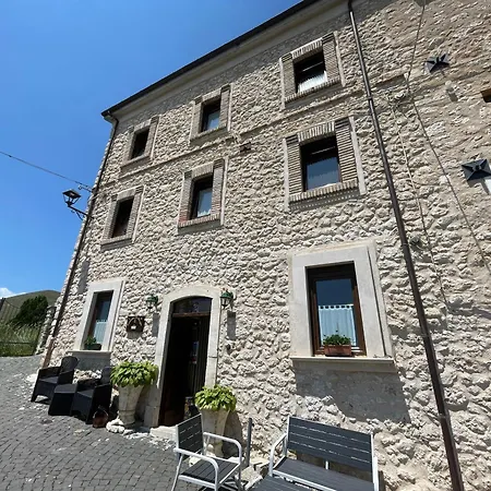 Estalagem La Delle Streghe - Relais Ristorante 3*